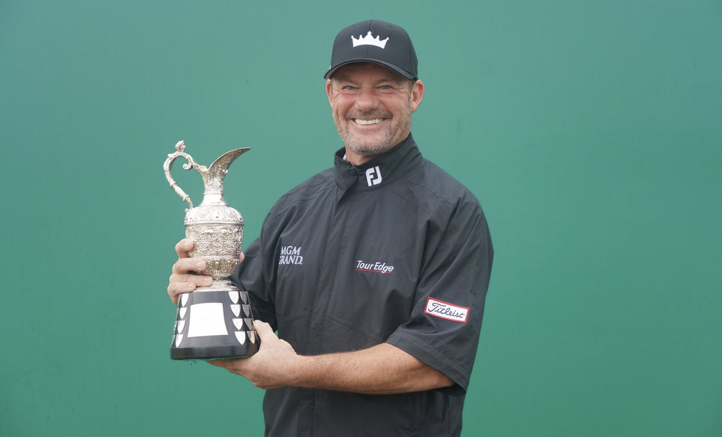 Three of Alex Cejka's senior titles have been majors 