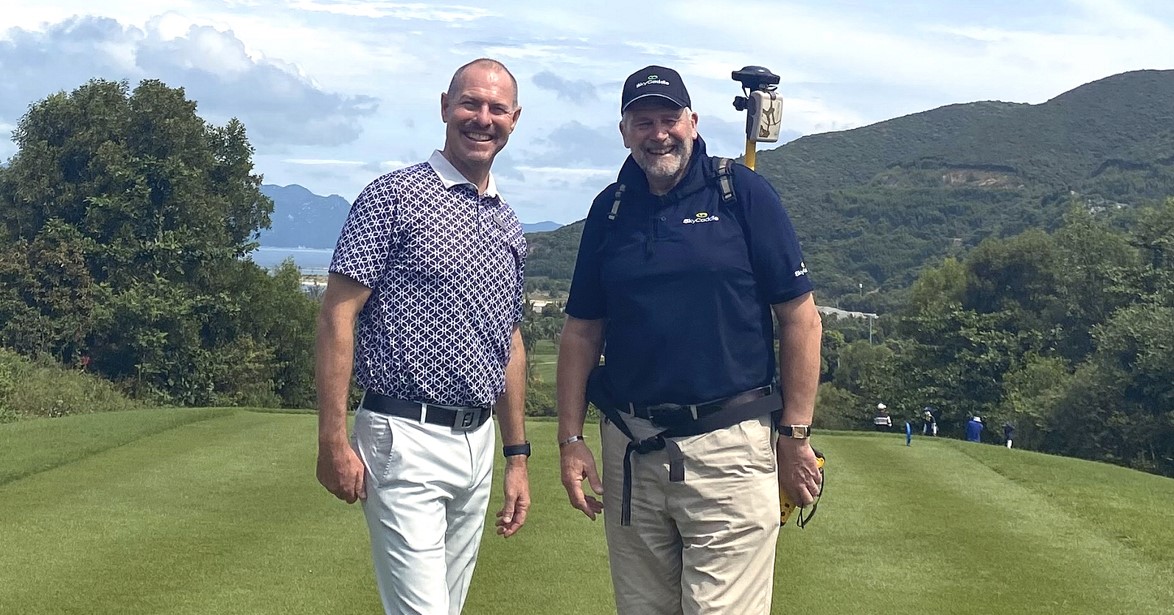 Aaron Johnston, General Manager Vinpearl Golf, (left) with SkyCaddie’s Steve Winstone