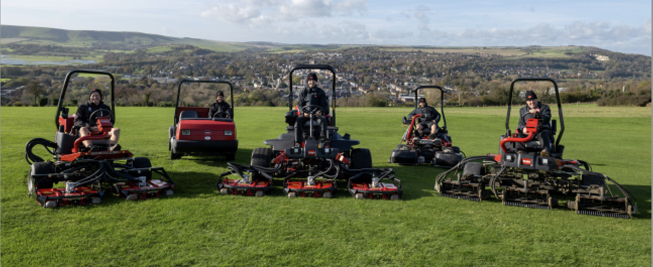 Lewes Golf Club’s greenkeeping team, led by Tim Brewster (front left), and Reesink’s Peter Cornwall (back left) with the club’s new Toro fleet.