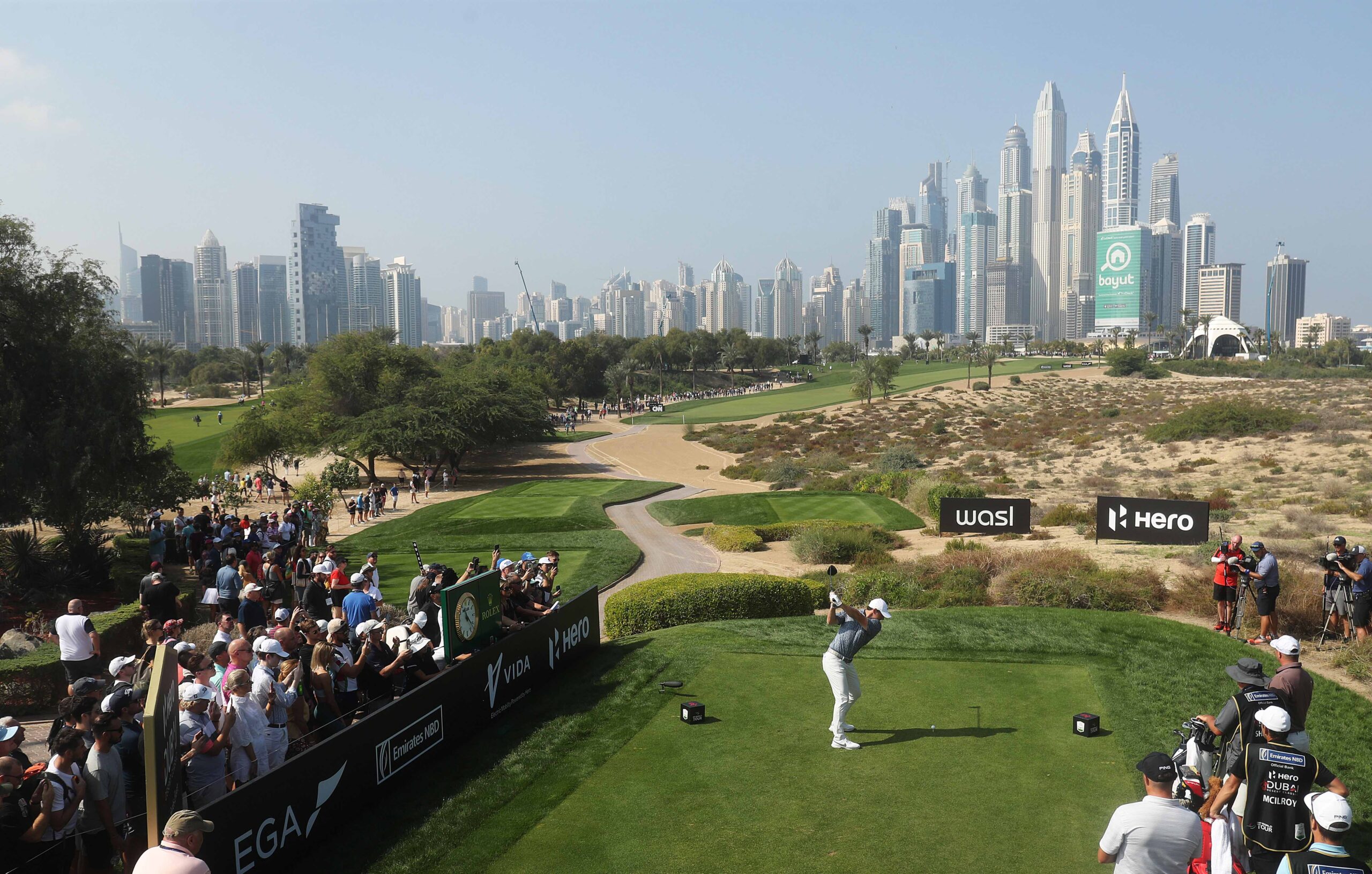DUBAI, UNITED ARAB EMIRATES - JANUARY 30: Rory McIlroy of Northern Ireland tees off on the 8th hole during the Final Round on Day Five of the Hero Dubai Desert Classic at Emirates Golf Club on January 30, 2023 in Dubai, United Arab Emirates. (Photo by Oisin Keniry/Getty Images)