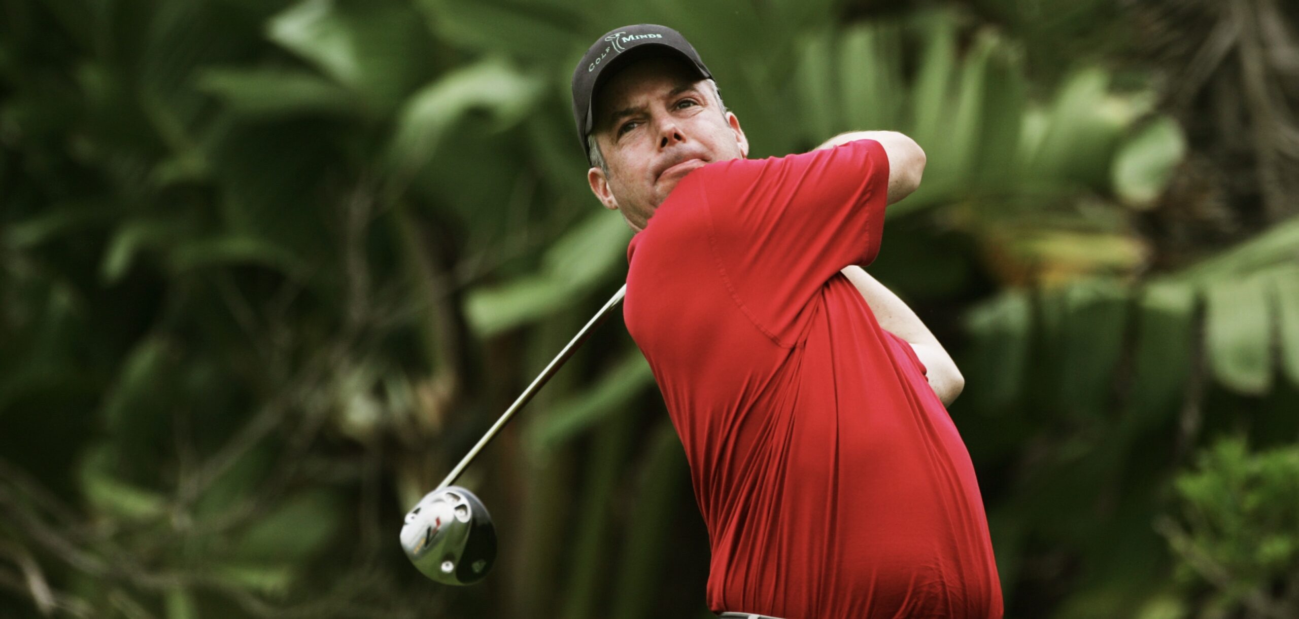 Dean Robertson enjoyed a successful amateur and professional playing career before moving into coaching