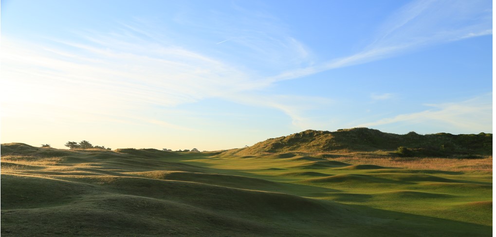 The 2nd hole of the Church Course at St Enodoc Golf Club