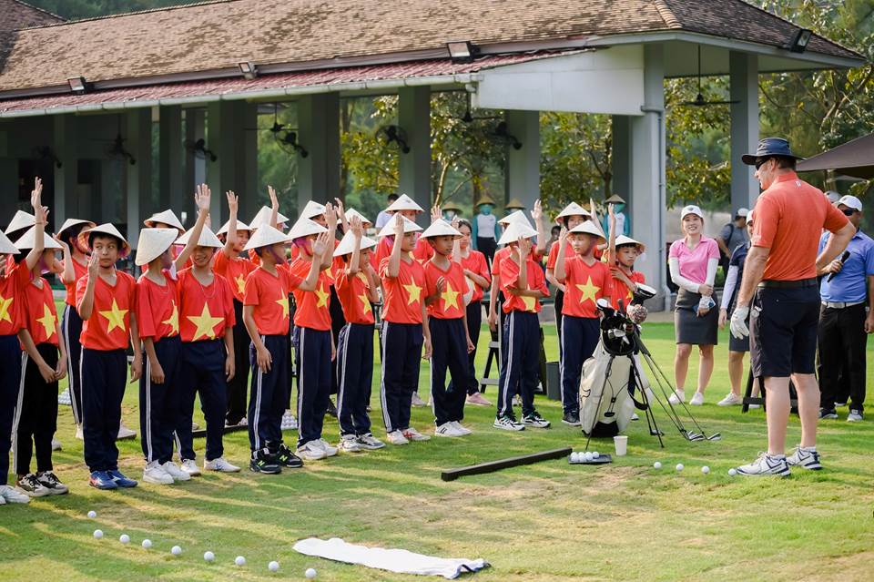 Sir Nick Faldo shared his guidance with Vietnamese youngsters ahead of the 2023 Faldo Series Asia Grand Final 