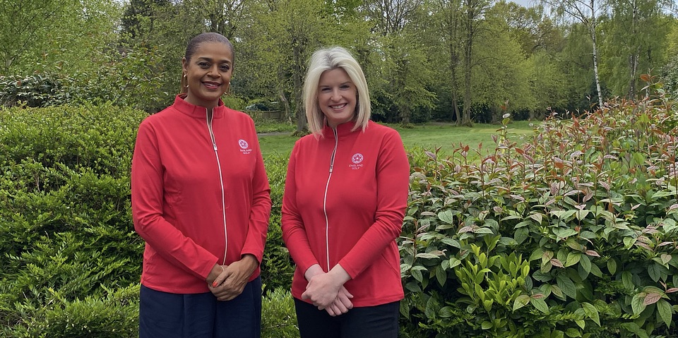 Julia Regis (left) and Sarah Stirk (right) at England Golf