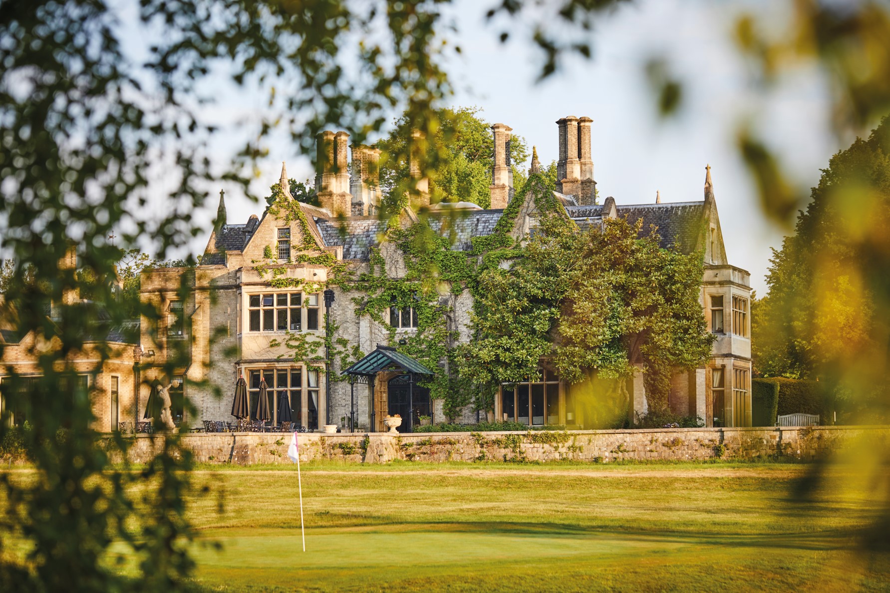 Foxhills will host the 2024 Women in Golf Awards in November