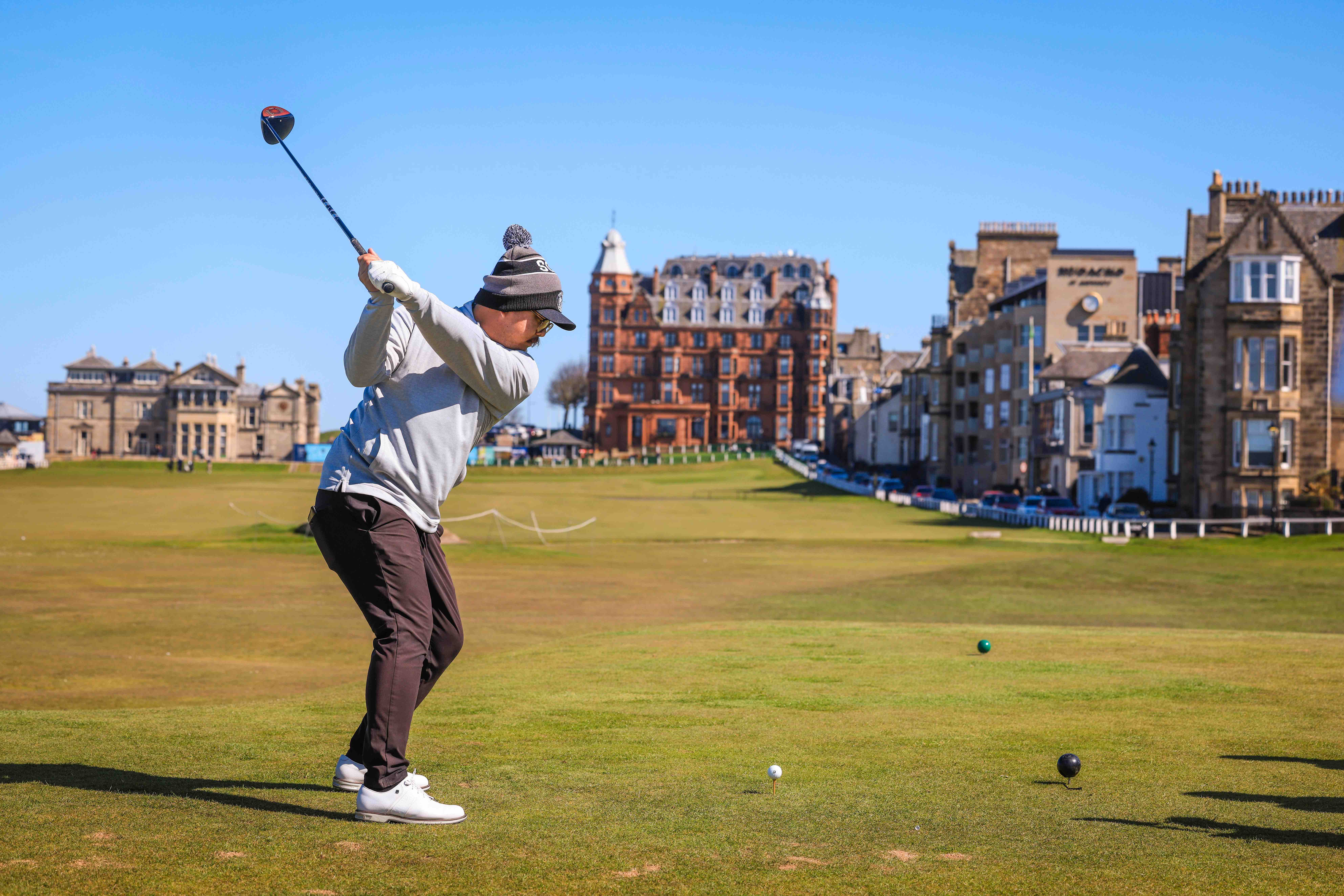 Scottish residents will be able to apply to play the Old Course for a discounted green fee of just £42.50 