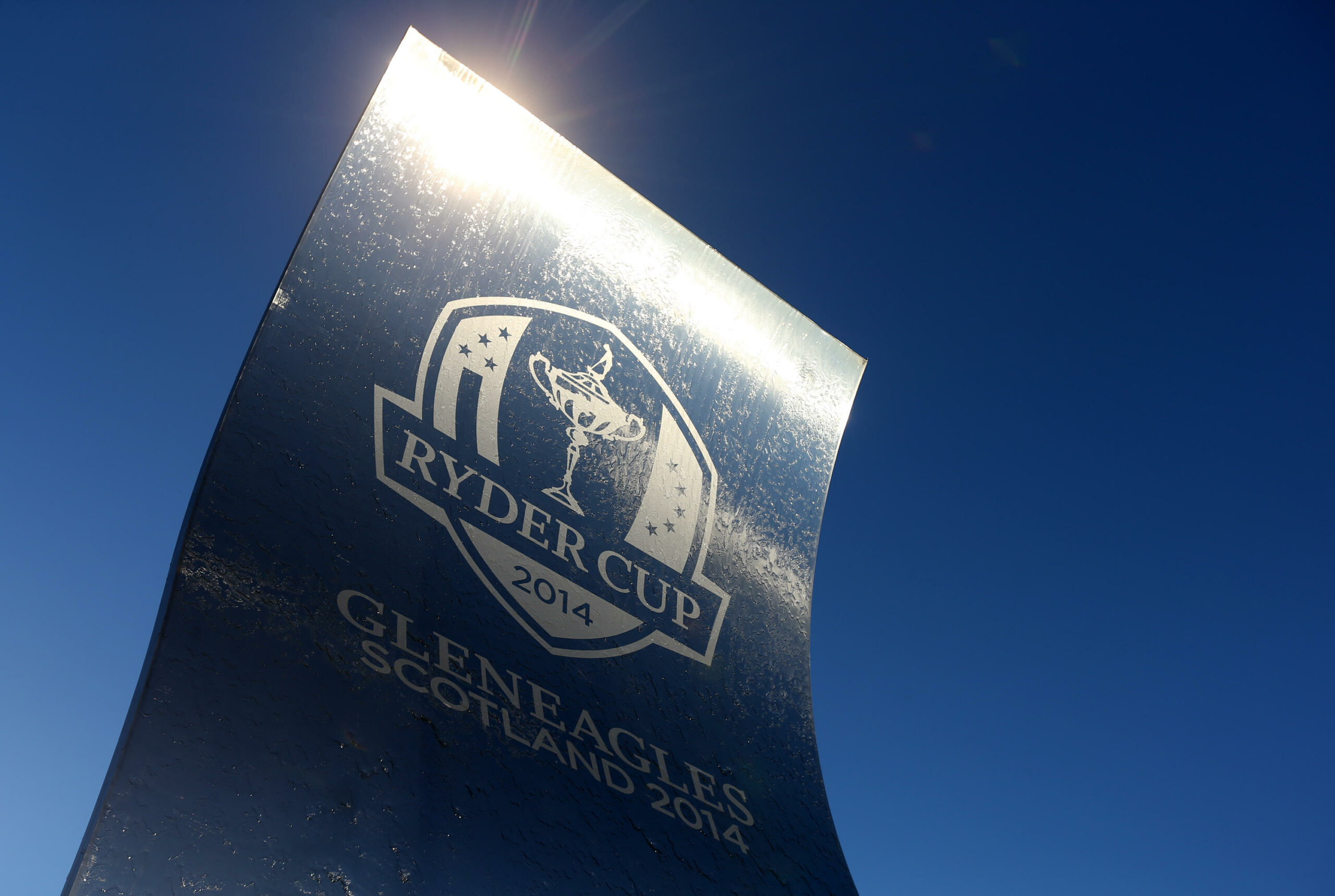 G7D808 Golf - 40th Ryder Cup - Practice Day Two - Gleneagles. A general view of a Ryder Cup sign prior to the start of a practice session at Gleneagles Golf Course, Perthshire.