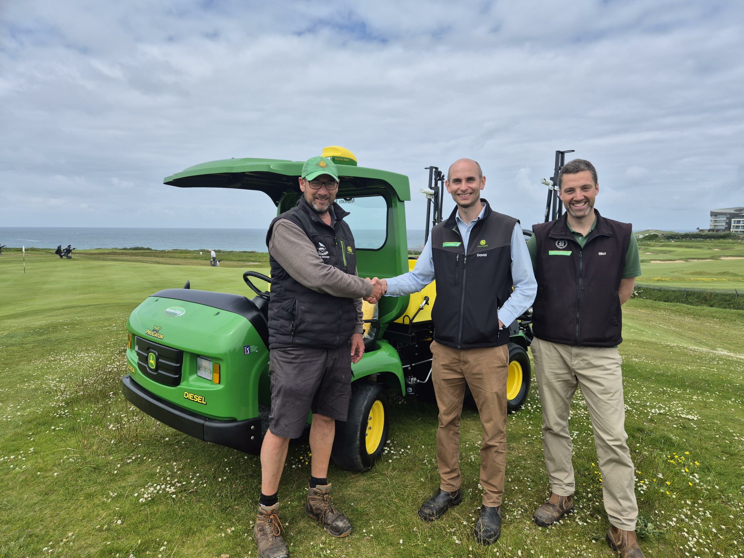 Left to right: Dan Kendle with Masons Kings Turf Area Consultant David Barnes and Turf Business Manager Elliot Prior
