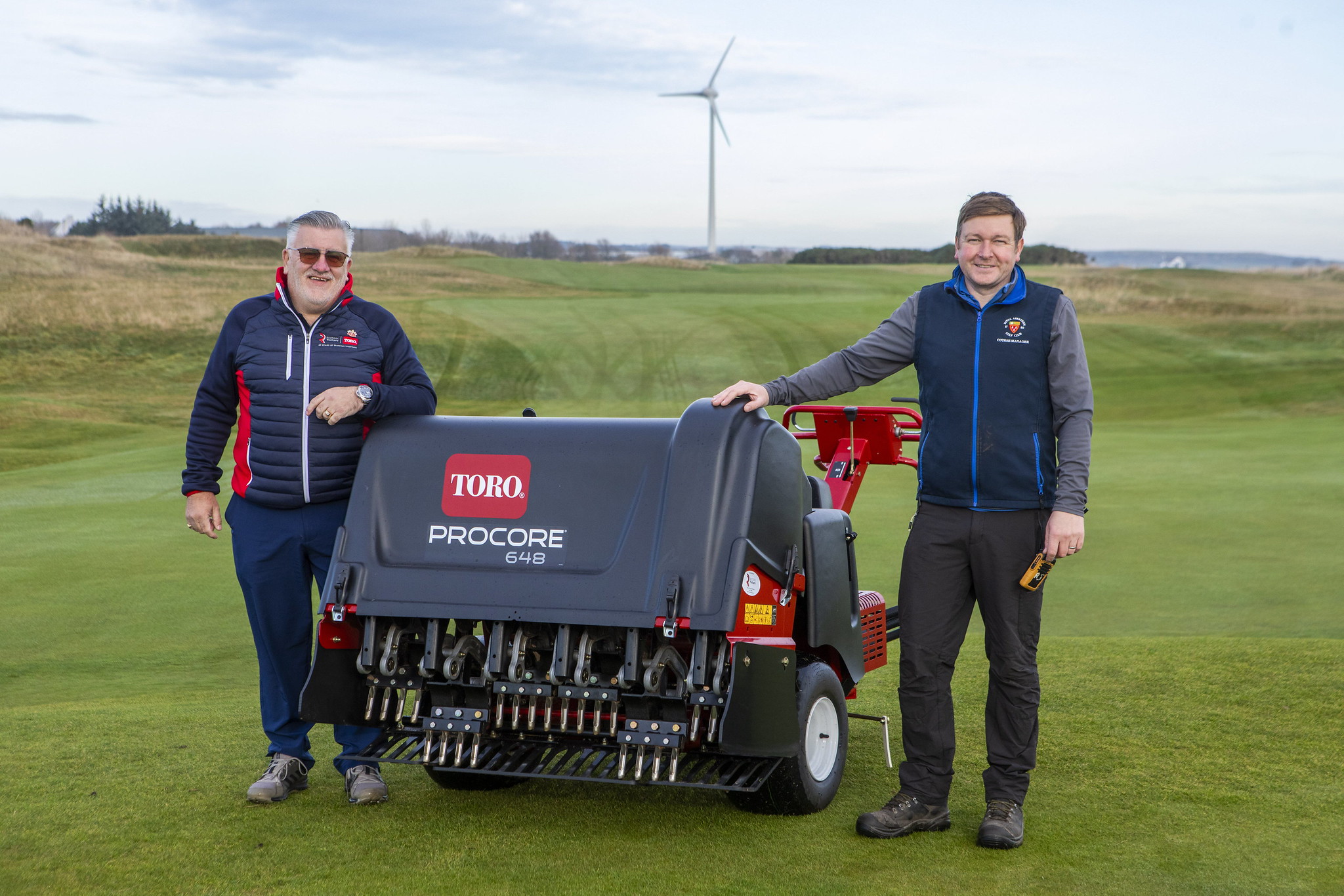 Royal Aberdeen Golf Club’s Course Manager Richard Johnstone, right, with Reesink Turfcare’s John Rankin.