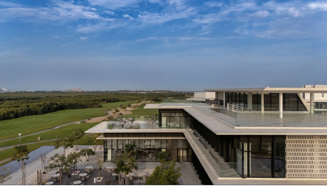 All images of Al Zorah by James Hogg
