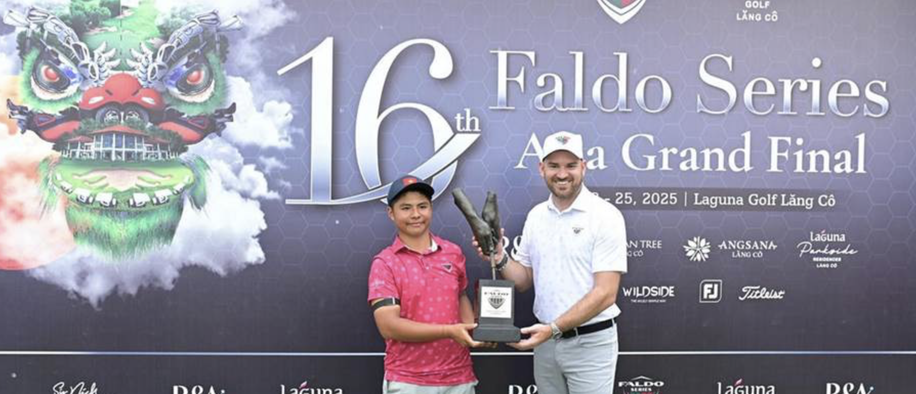 Tuan Anh is presented with his trophy for winning the Faldo Series Asia Gand Final by Faldo Series Director Matthew Faldo