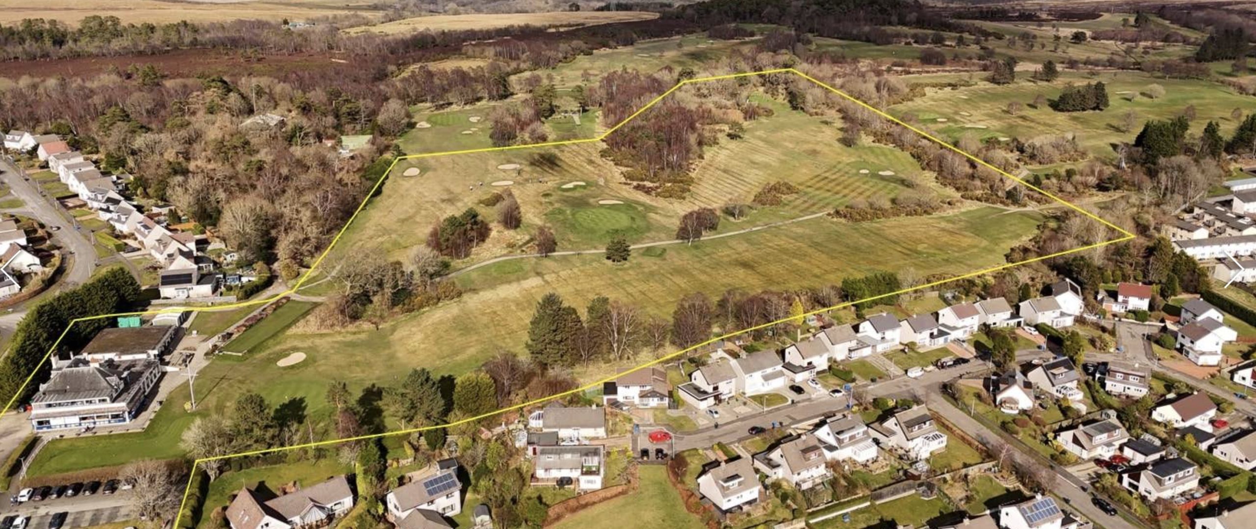 The yellow boundary marks the area of land at Helensburgh Golf Club that is for sale for future housing