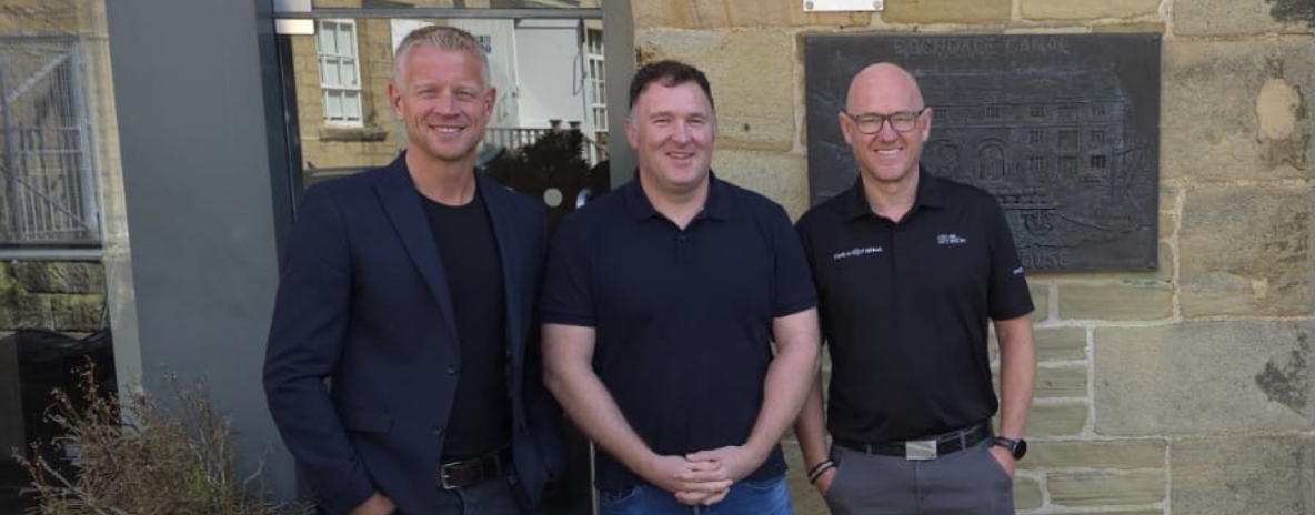 (l-r) Forward Travel chairman Steve Turner, CEO Bill Tannahill and Simon Jackson, founder of Find A Golf Break