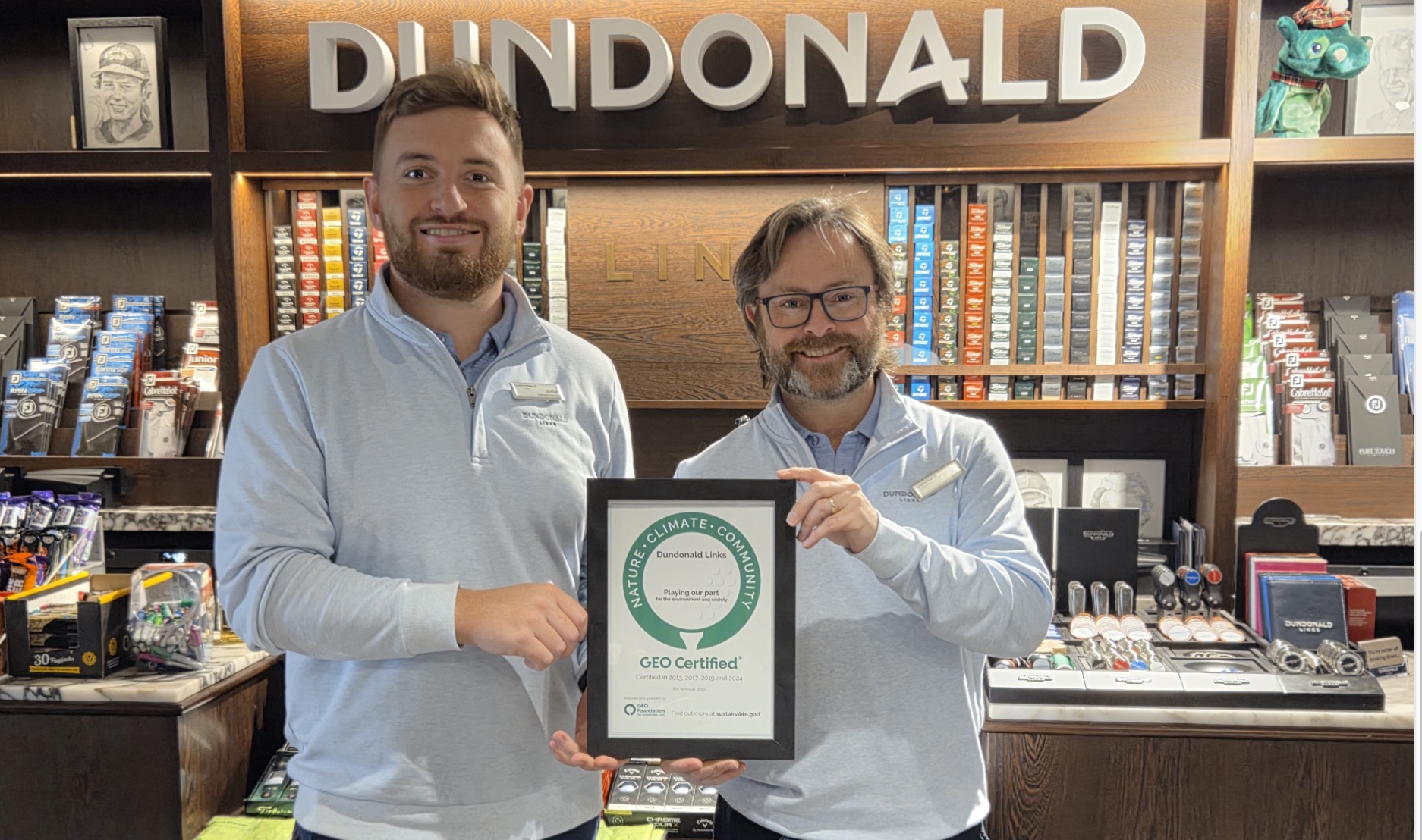 l to r) Dundonald Links PGA Professional Jordan Sweeney and Golf Retail Assistant John Scott with the GEO Certification