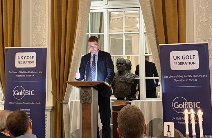 Mark Darbon delivers the keynote address at the UKGF Members Dinner in London