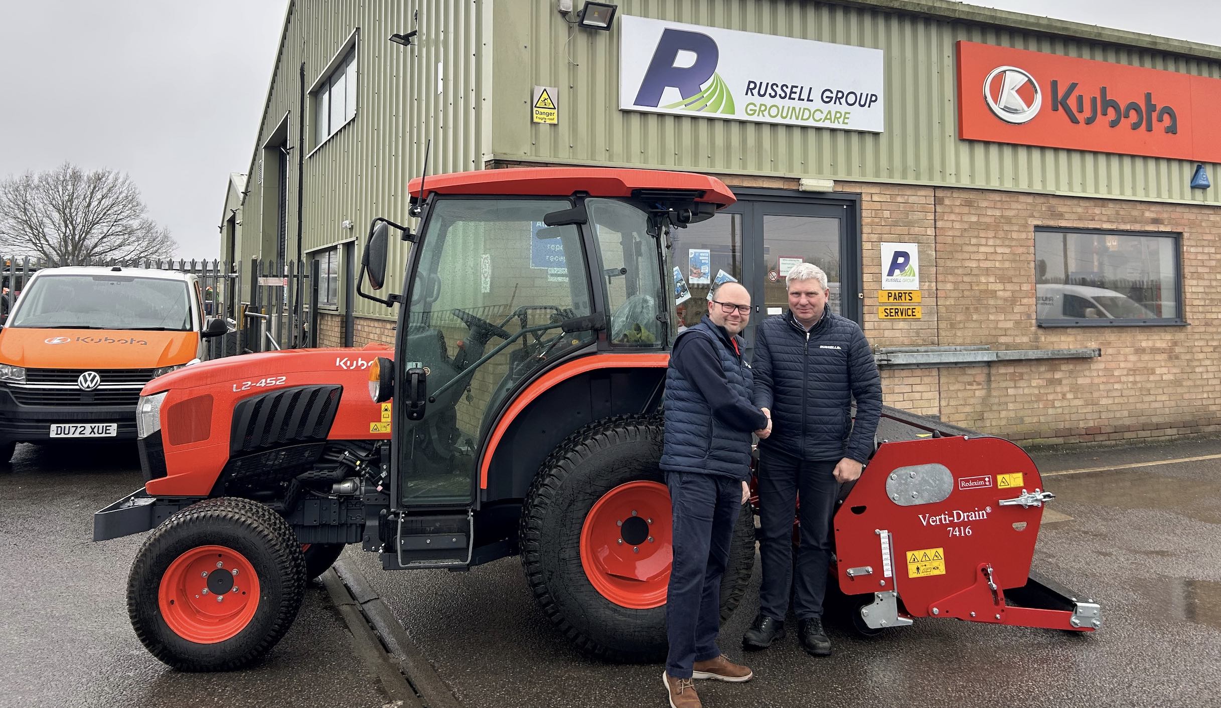 Redexim and Russells Groundcare have announced a significant expansion of their long-standing partnership