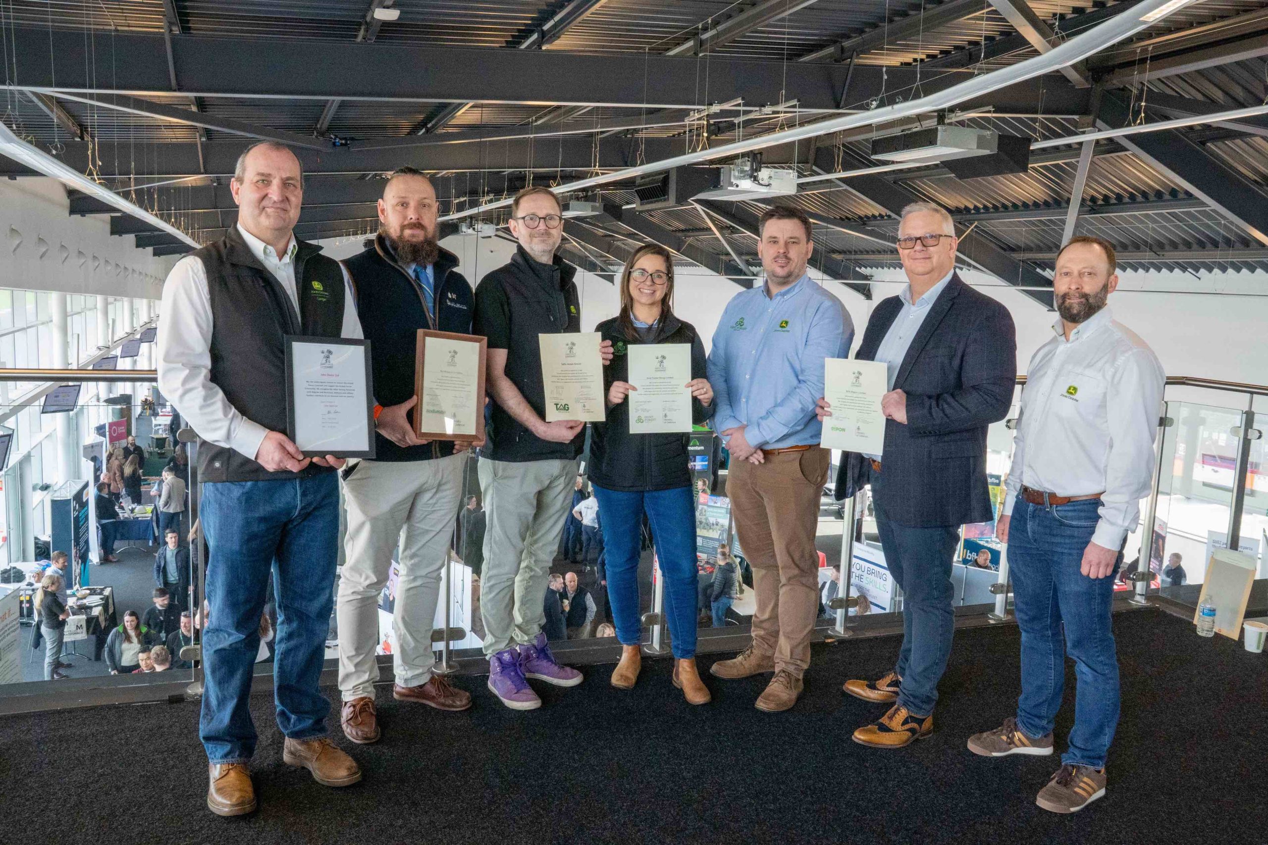 Dealers and John Deere staff sign the armed forces covenant