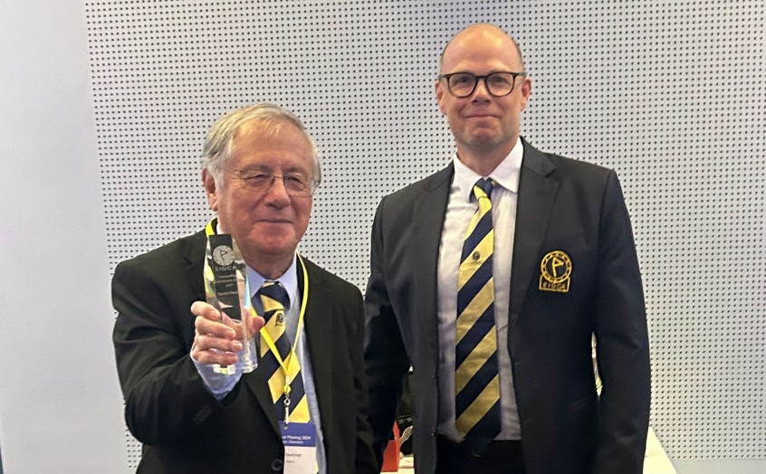 Martin was presented with EIGCA’s Outstanding Contribution Award at the Institute’s 2024 Annual Meeting in Copenhagen by Caspar Grauballe, President