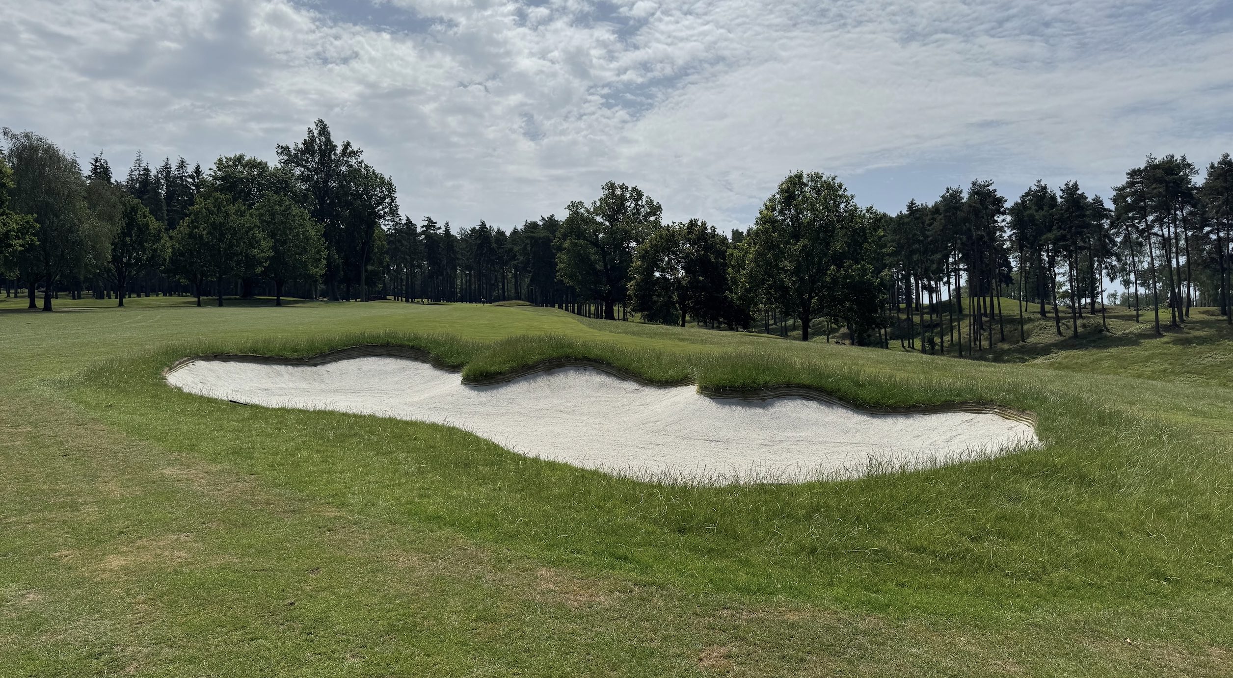 EcoBunker's liner and synthetic edging technology is being installed across the course at Westerham Golf Club in Kent 