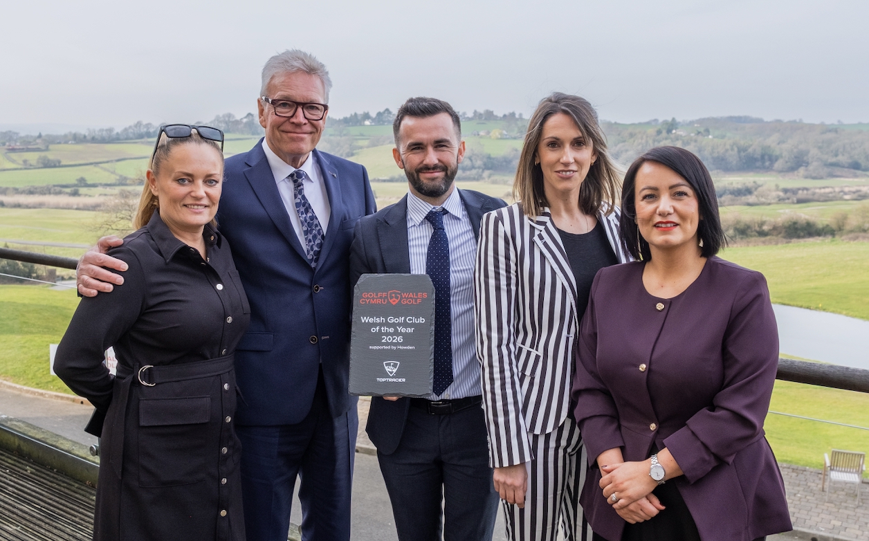 Machynys staff with the Wales Golf Club of the Year Award, sponsored by Howden, with General Manager Nick Daniels (centre) and owner Jim Anderson (second left)