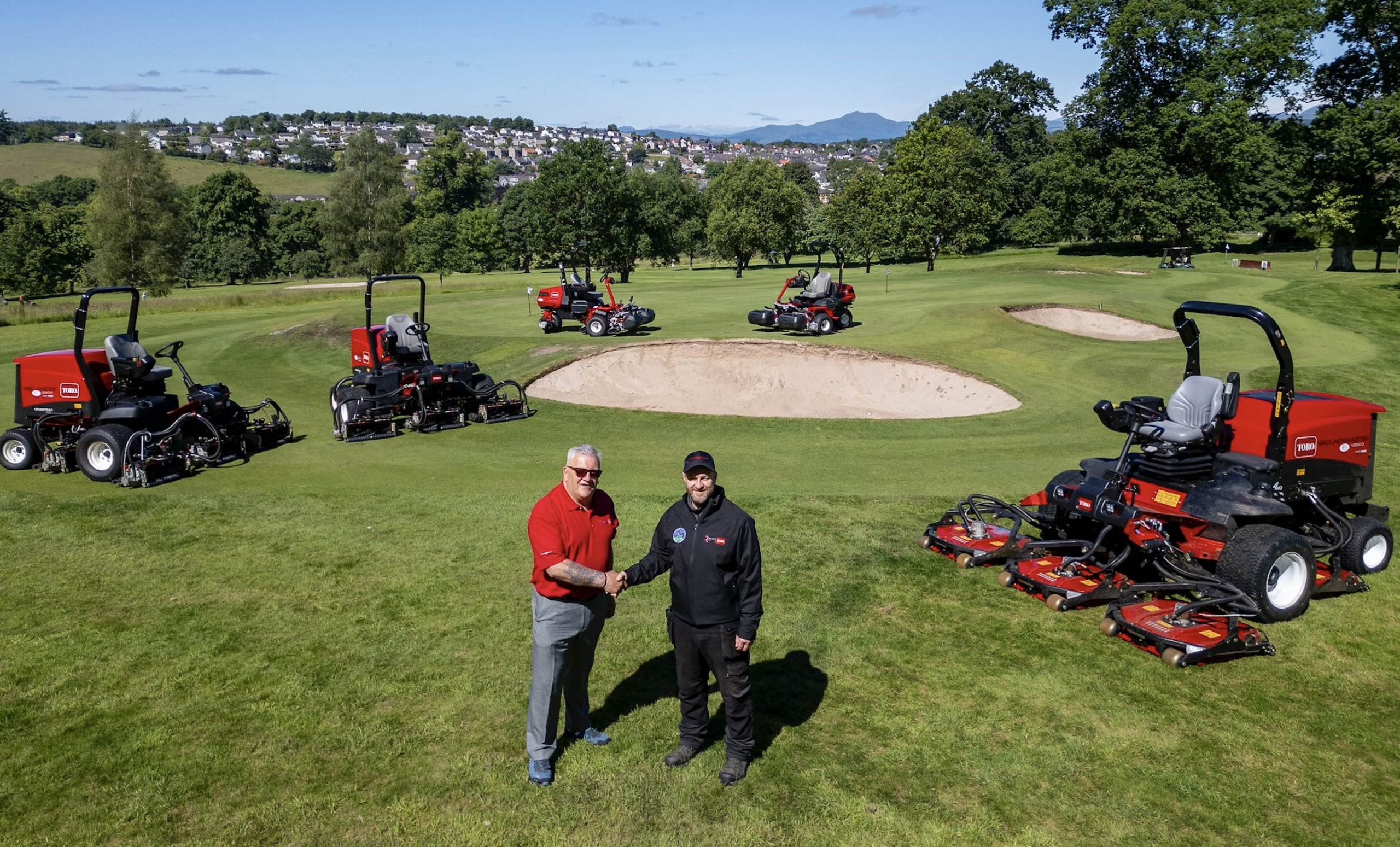 Course Manager Grant Donaldson, right, and Reesink Scotland Area Sales Manager John Rankin with the club’s new Toro fleet