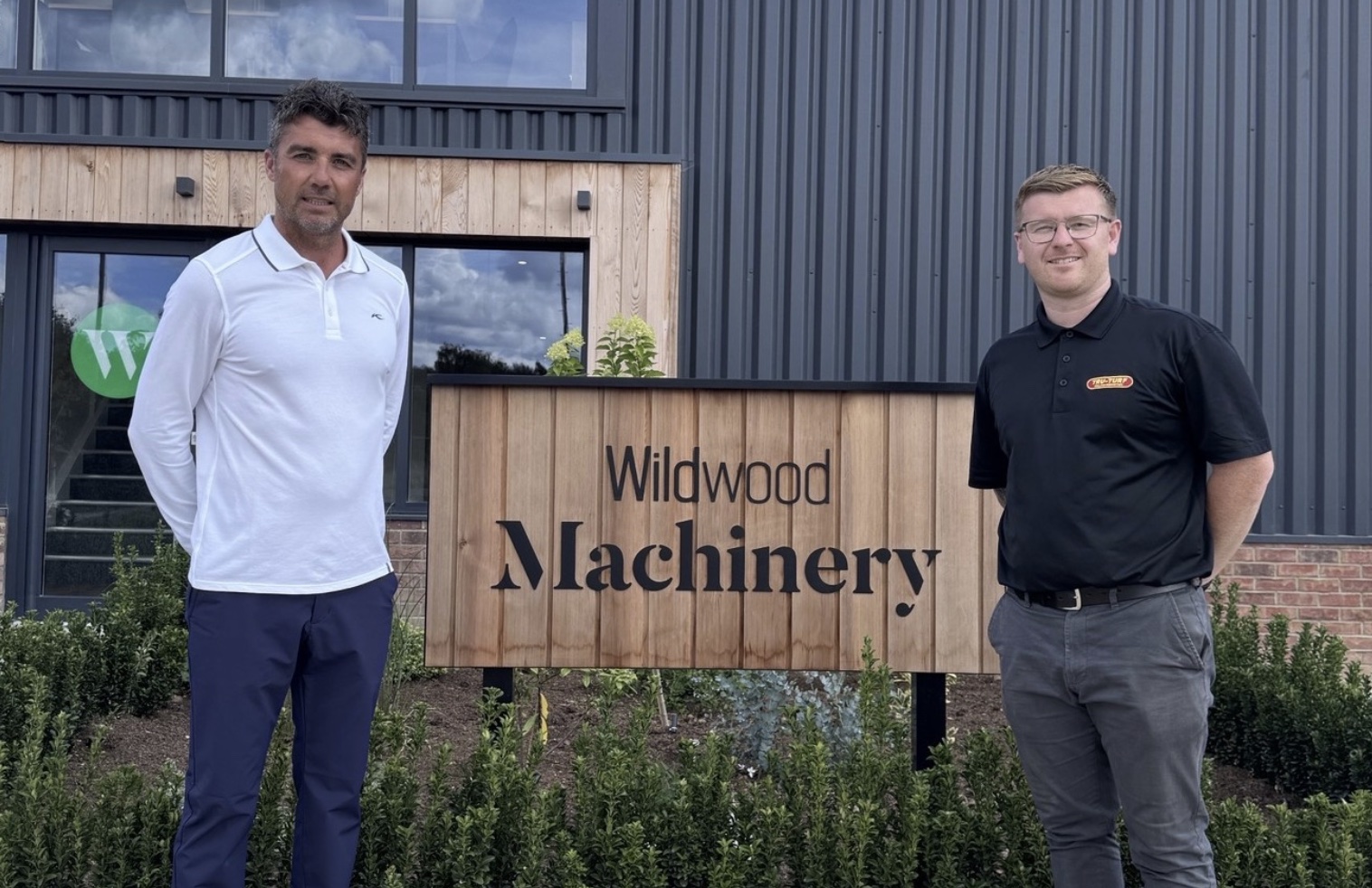 Wildwood Machinery Managing Director James Bastian with Tru-Turf General Manager Nick Thornton