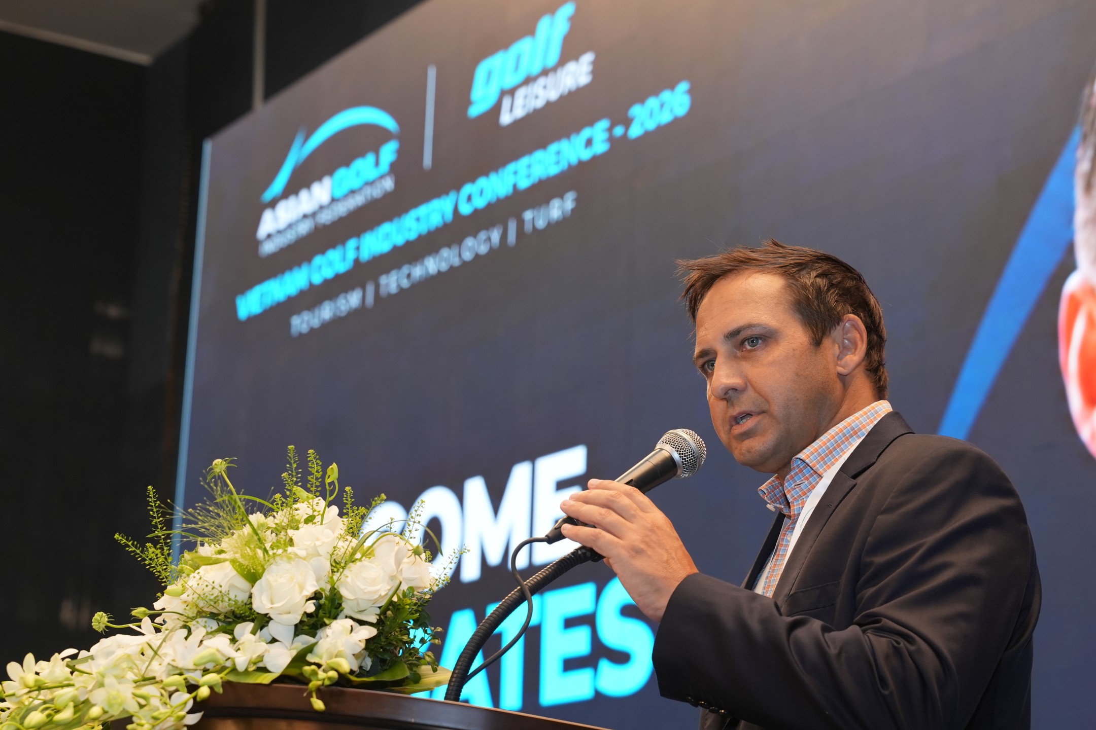 AGIF Vice President Adam Calver addresses delegates at the Vietnam Golf Industry Conference.